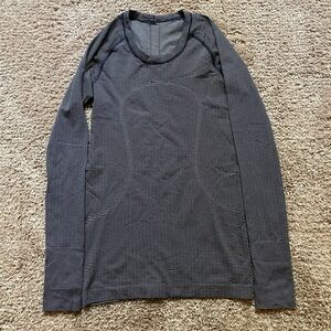 Lululemon Women’s Long Sleeve Shirt